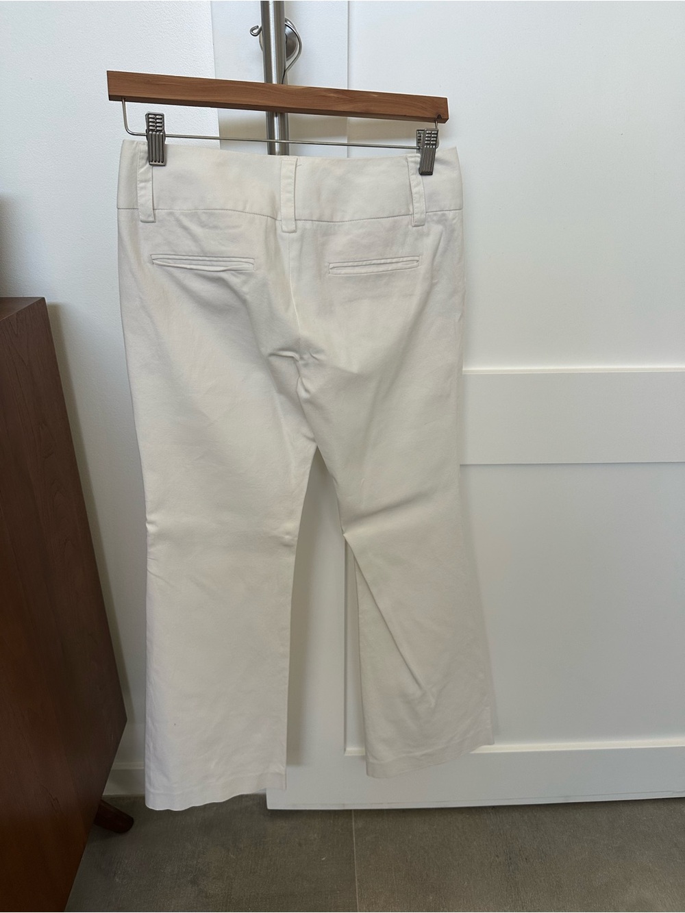 Alice and Olivia White Flare/Wide-Leg Pants - Picture 3 of 6